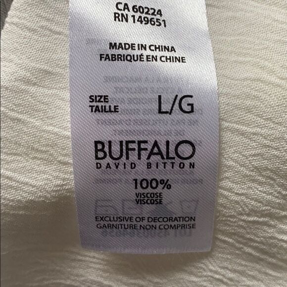 BUFFALO DAVID BITTON White Cap Sleeve VNeck Blouse - Picture 7 of 8